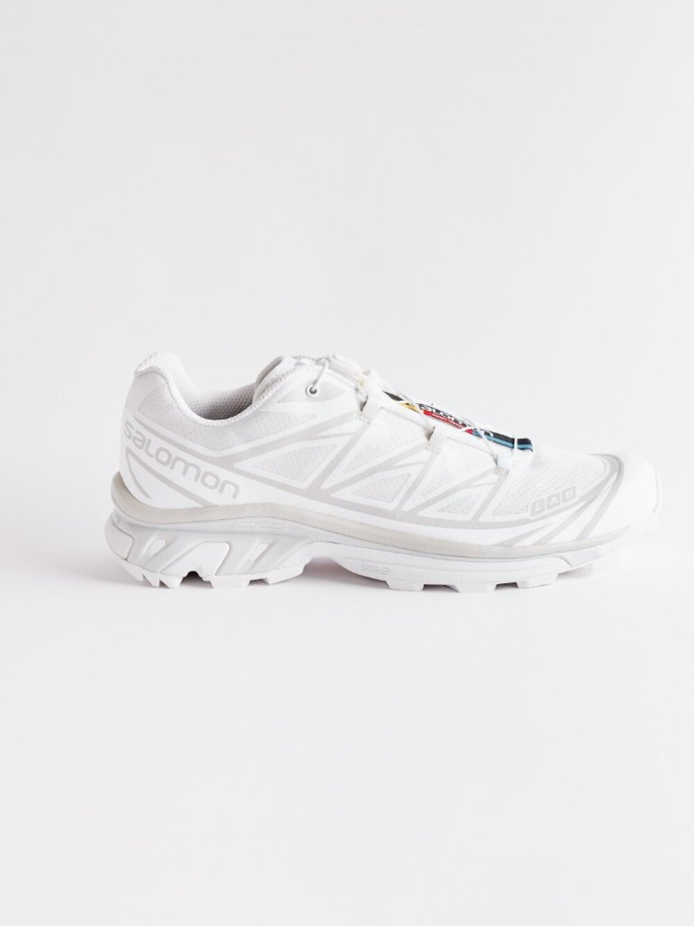 Salomon XT-6 Sneaker in White & Lunar Rock mesh
